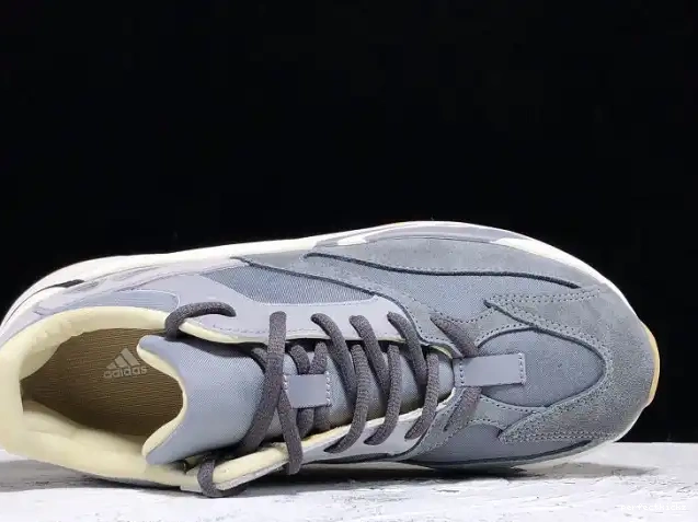 Adidas Boost 700 Yeezy FV9922 'Magnet' v2 0629